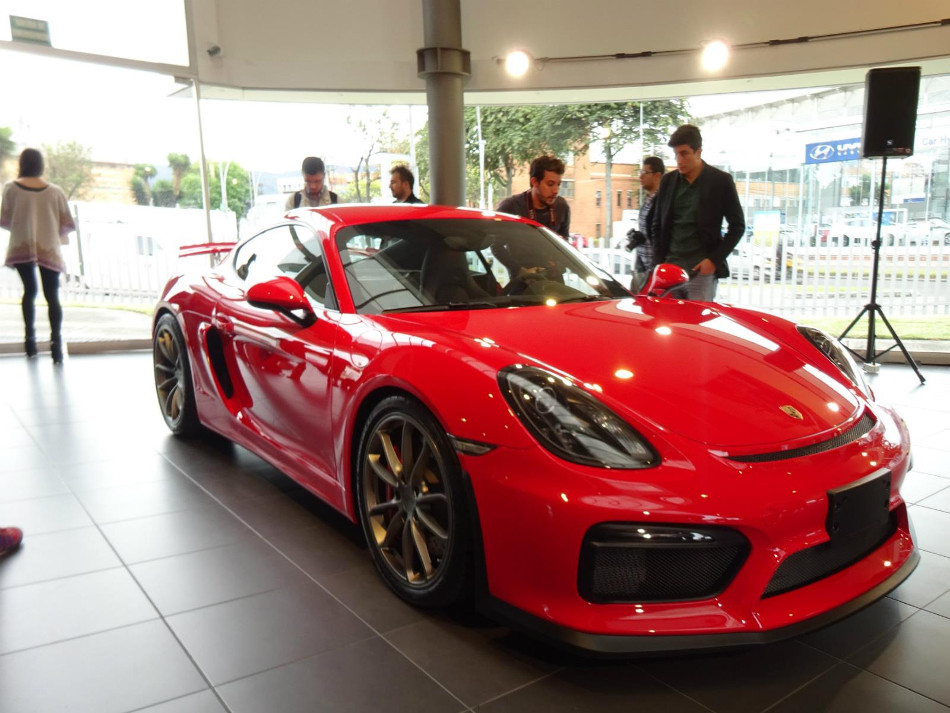 cayman-3