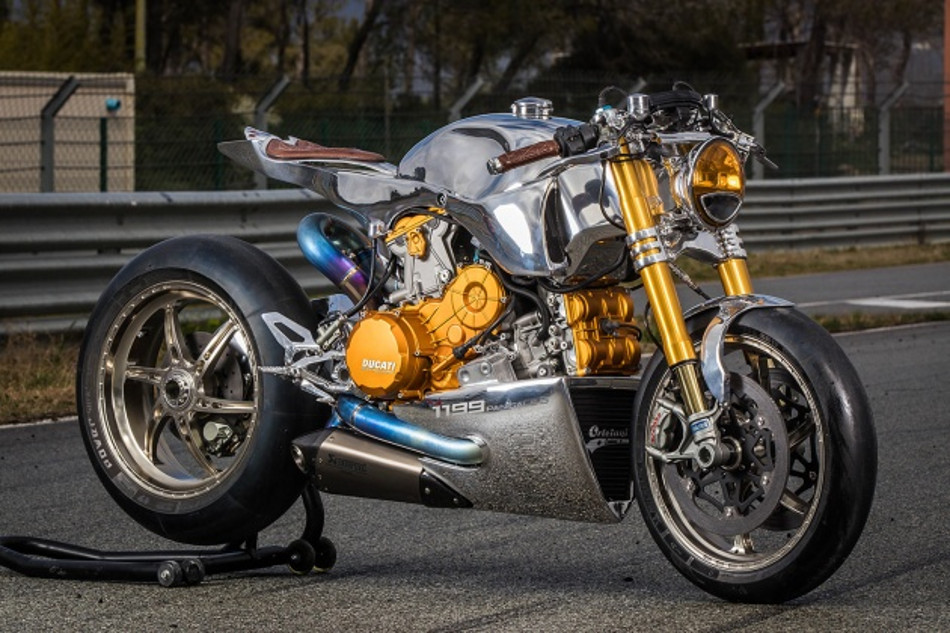 Ducati-1