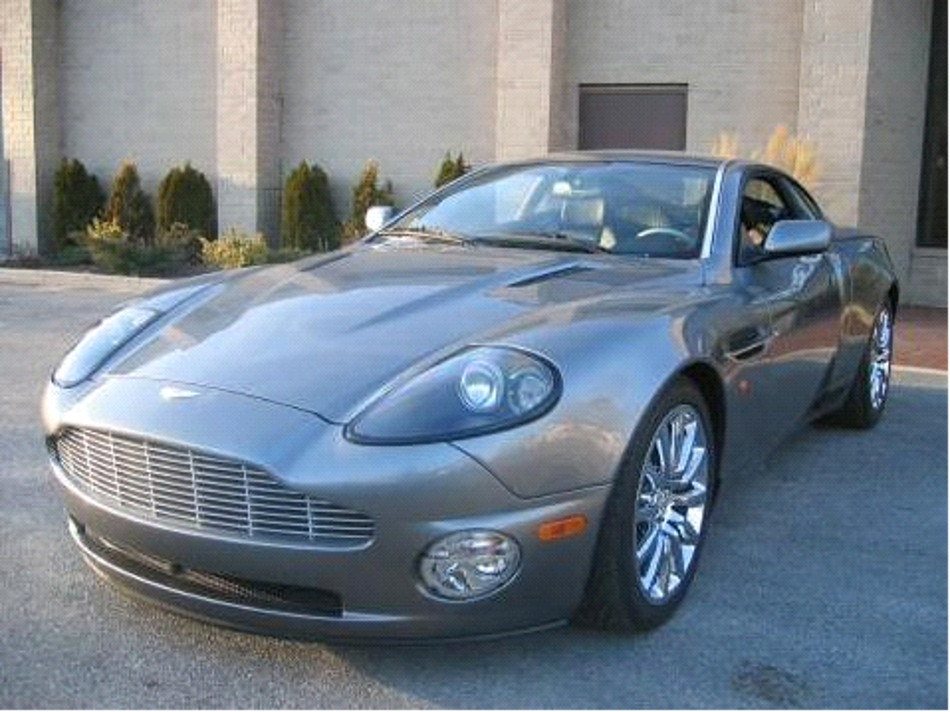 Aston Martin-6