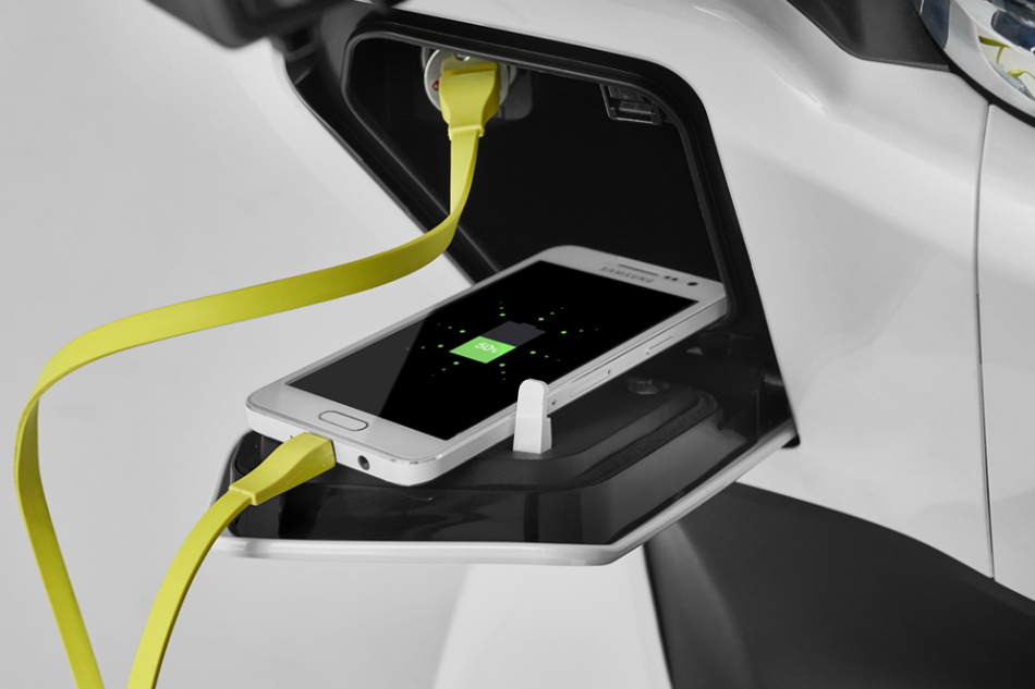 PCX cargador