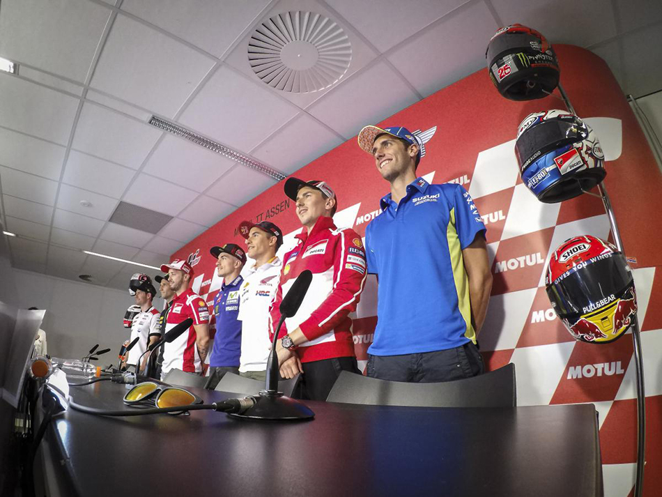 Los siete pilotos han contestado a las distintas preguntas pevias al Gran Premio de Holanda