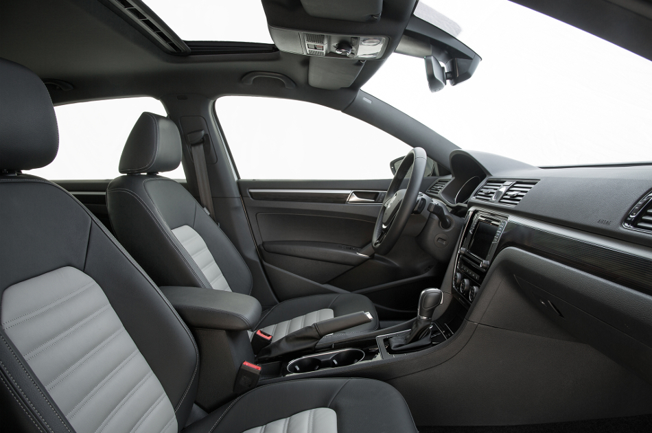 Passat GT interior