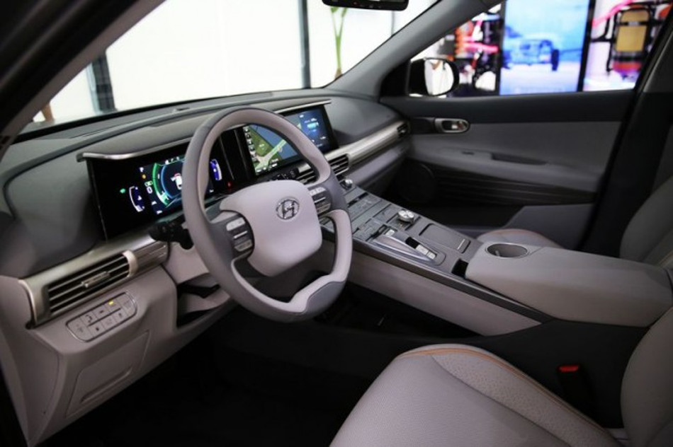 Hyundai-2