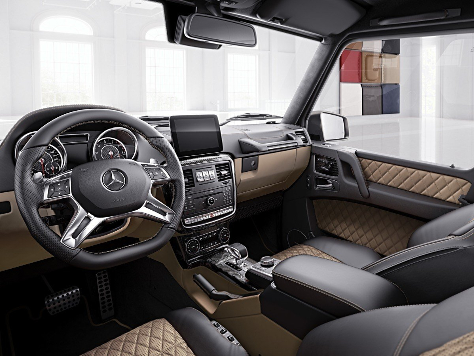 Mercedes G interior