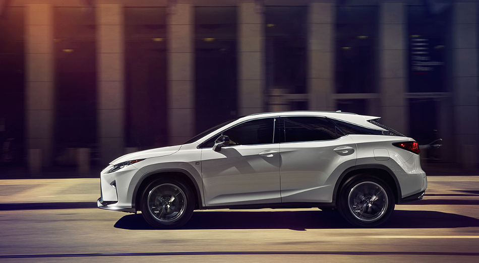 Lexus RX imagen lateral