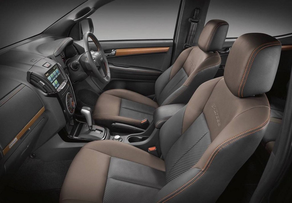 D-max-2