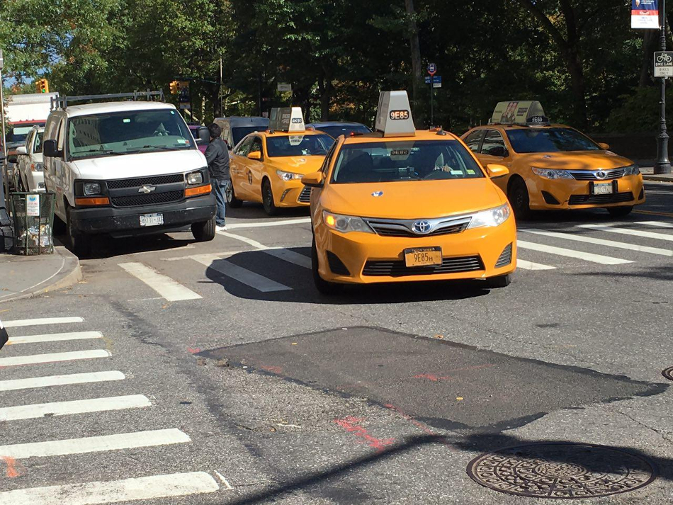 Taxi cruzando