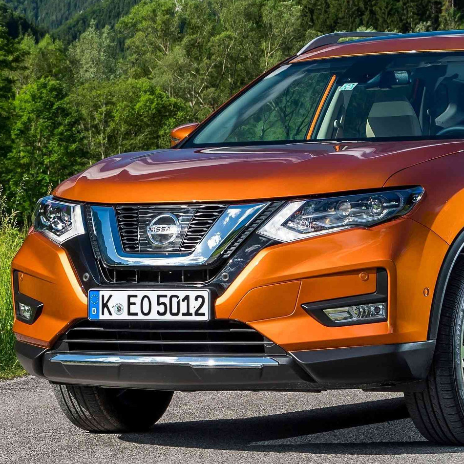 Nissan-3