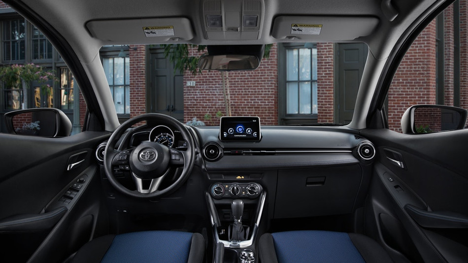 yaris-4