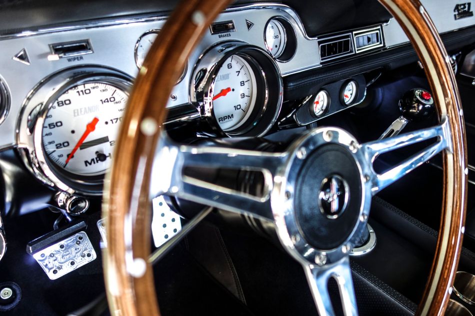 Mustang-4