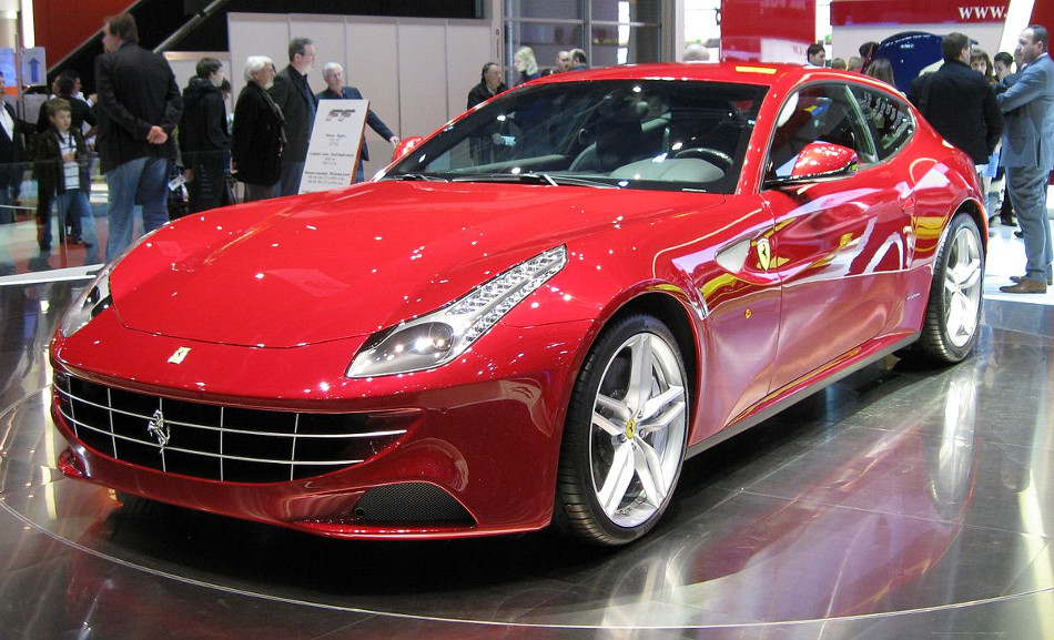 Ferrari SUV-2