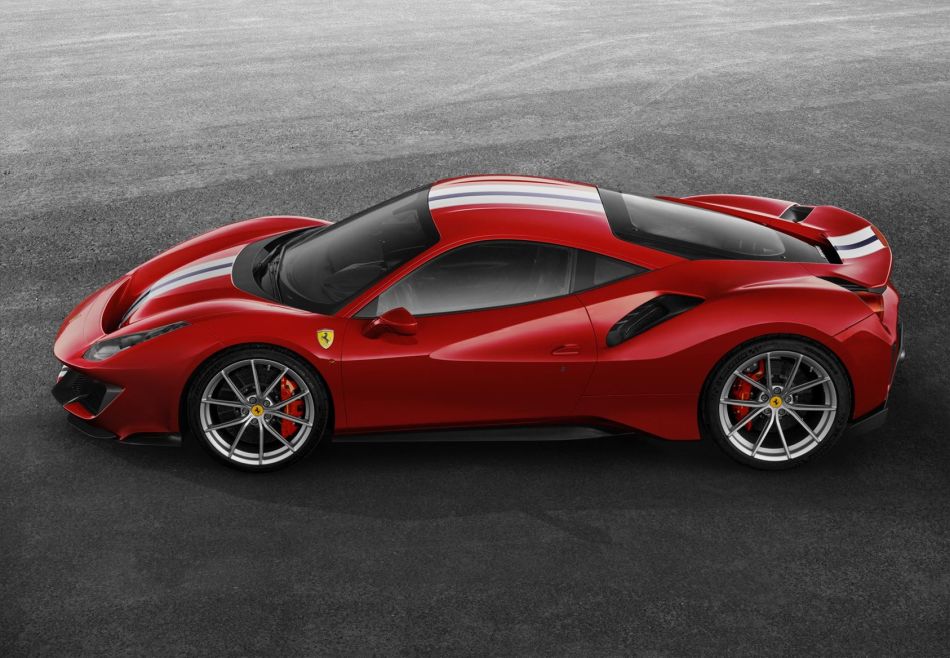 FERRARI 488-5