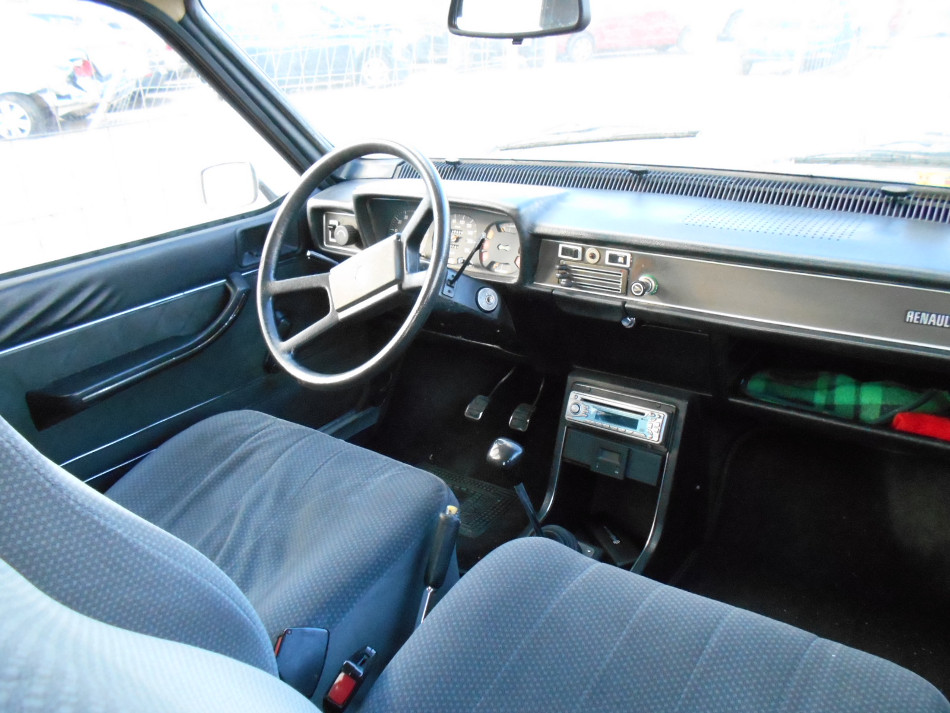 Renault 12-4