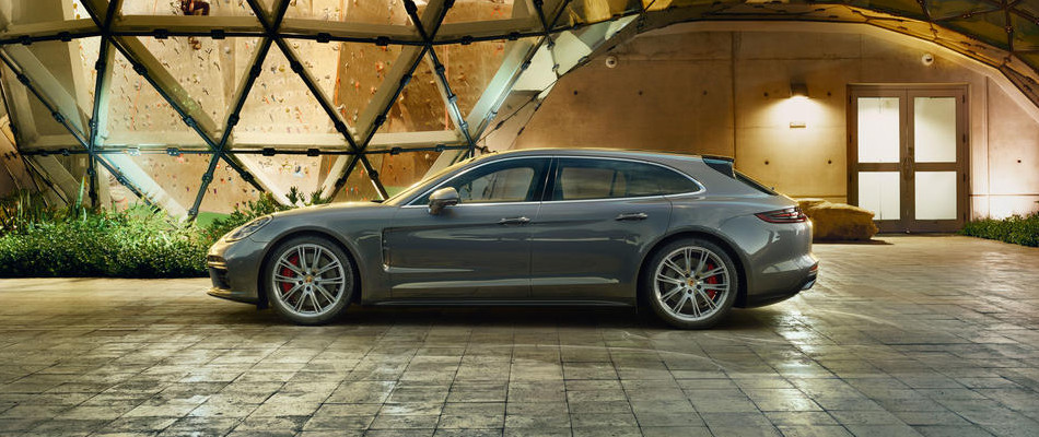 Panamera-4