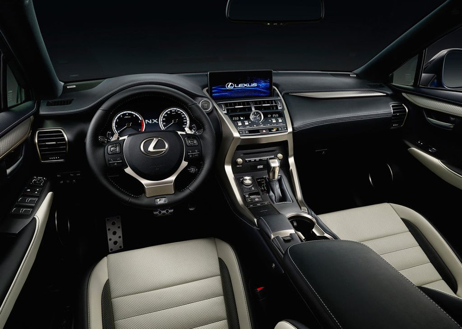 Lexus NX-4