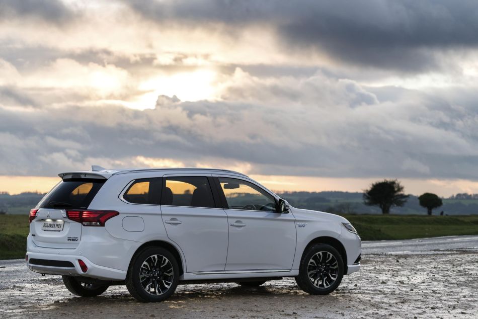Mitsubishi-3