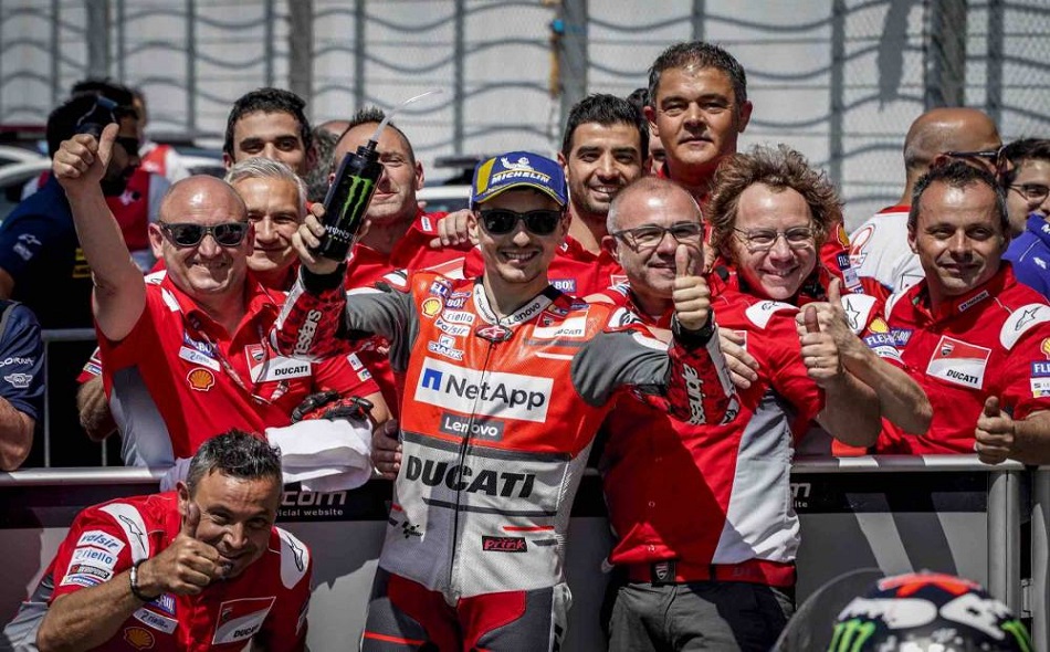 Jorge Lorenzo en el podio de Mugello