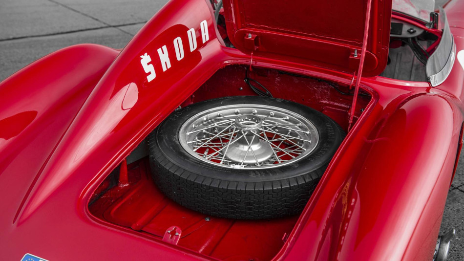 Skoda-4