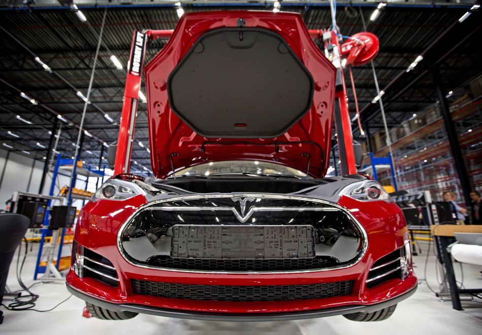 Tesla-3