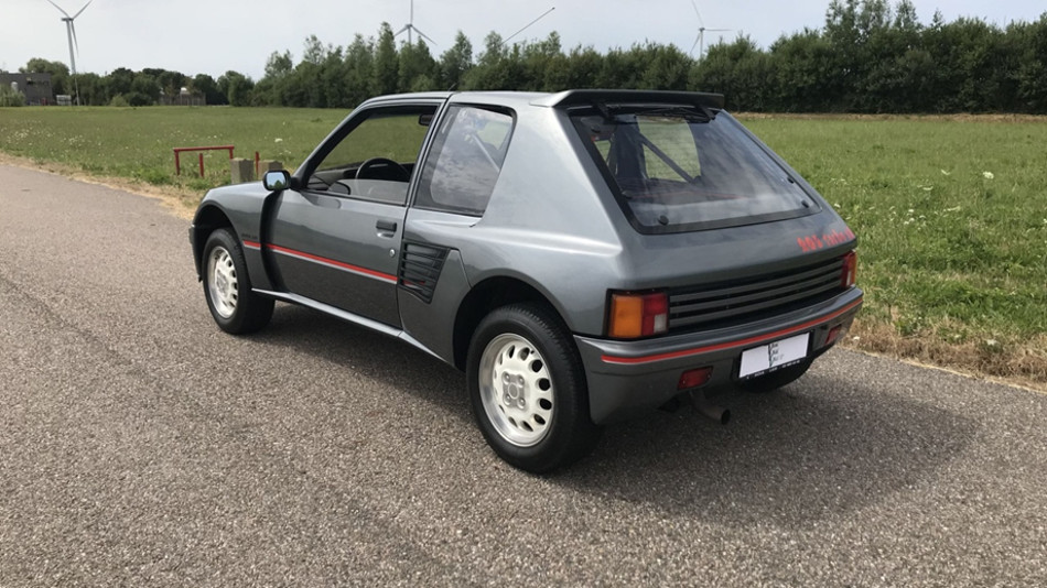 Peugeot 205 T16-3