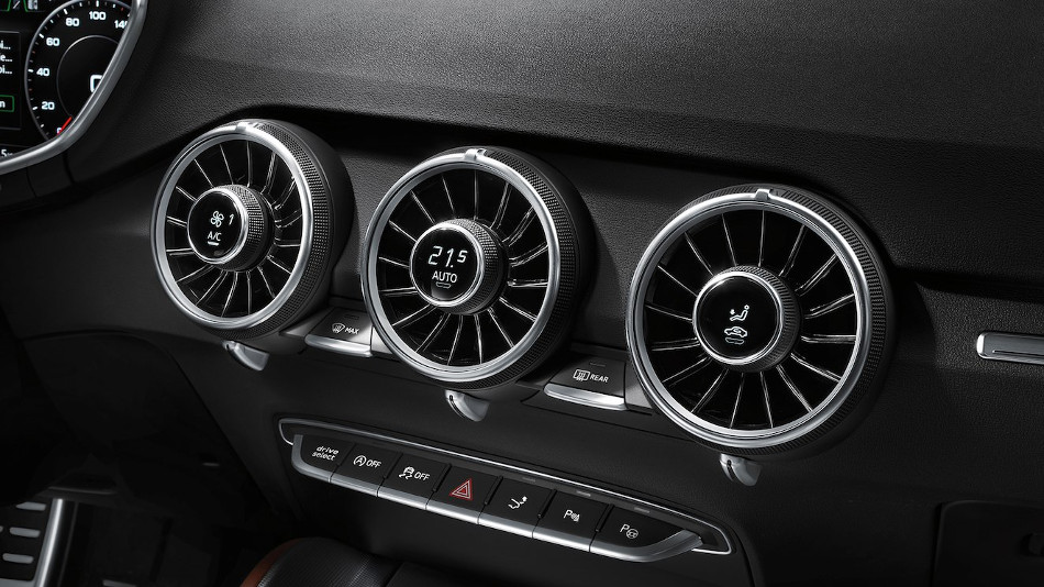 Audi TT-5