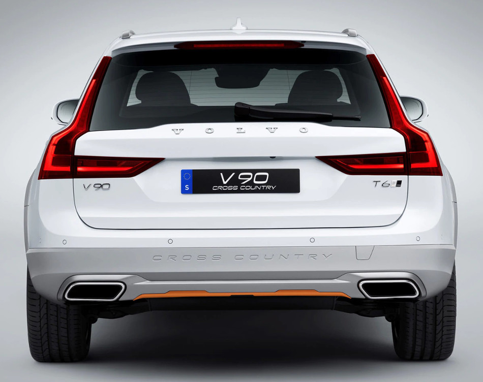 Volvo V90-2