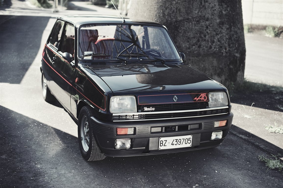 Renault5-2