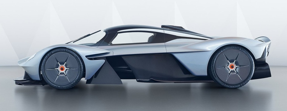 AstonMartin-5