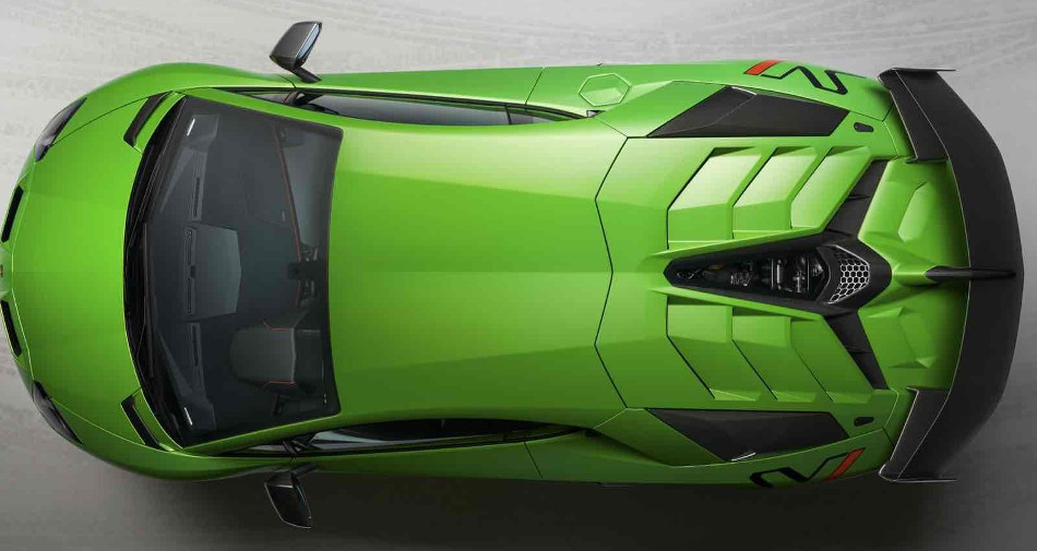 Aventador-3