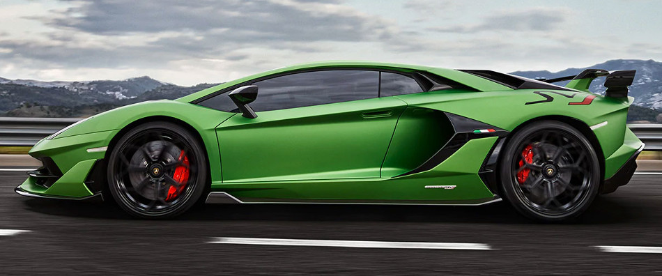Aventador-4