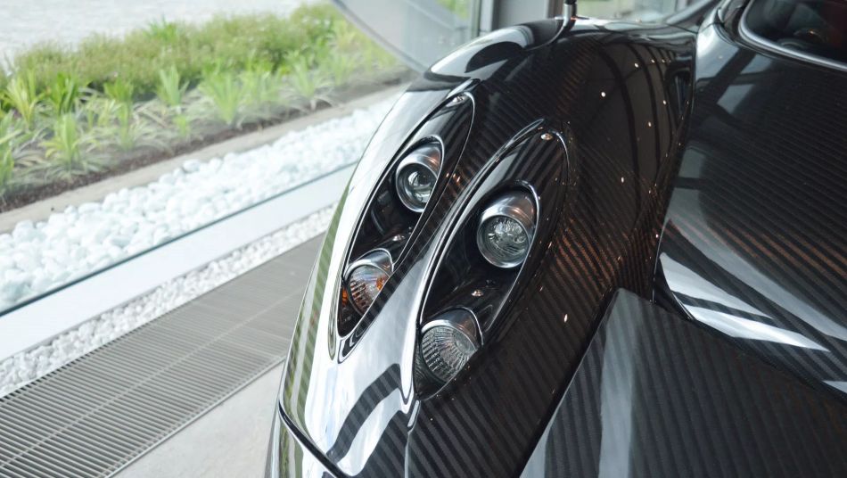 Lo nuevo en piezas de fibra de carbono en la industria automotriz