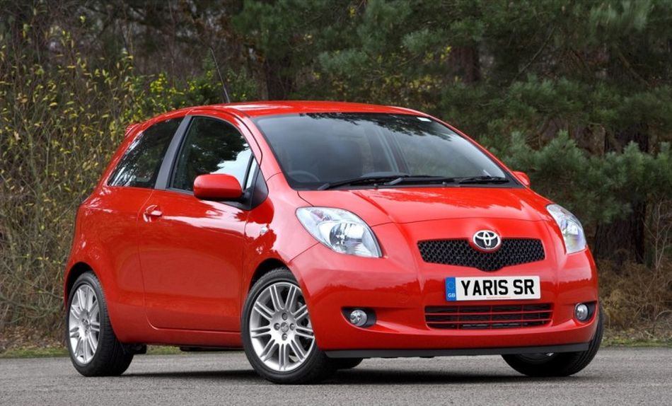 Yaris-2