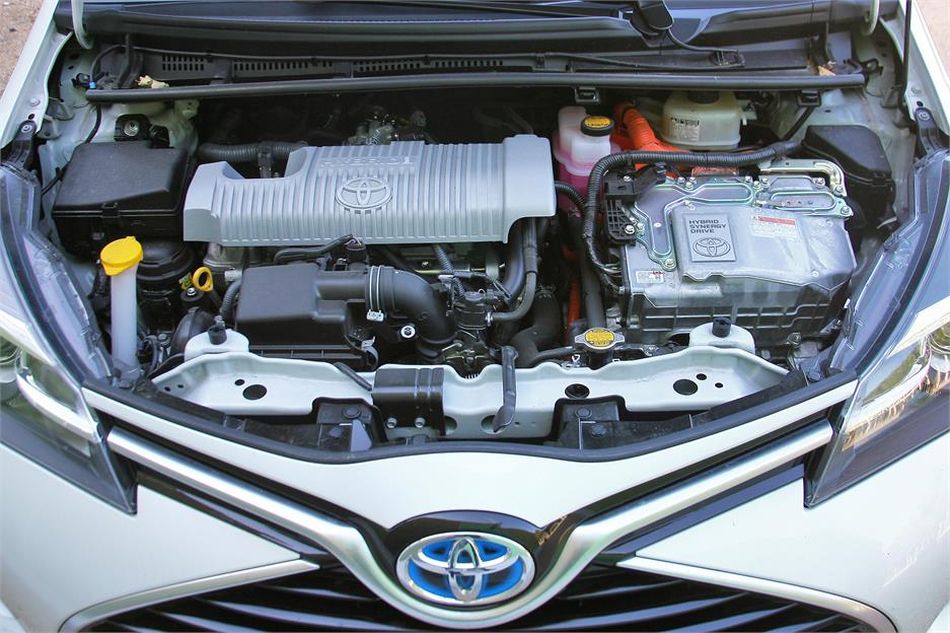 Yaris-5