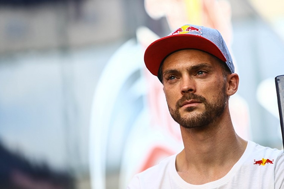 Leon Camier