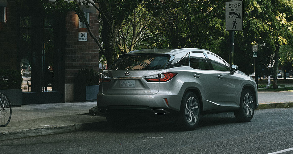 Lexus-2