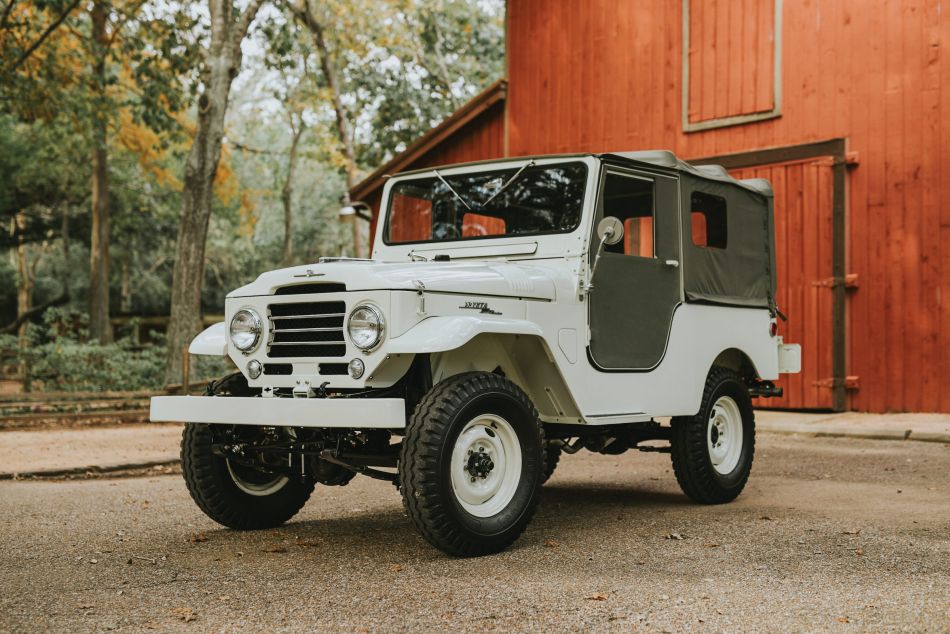 Land Cruiser-3
