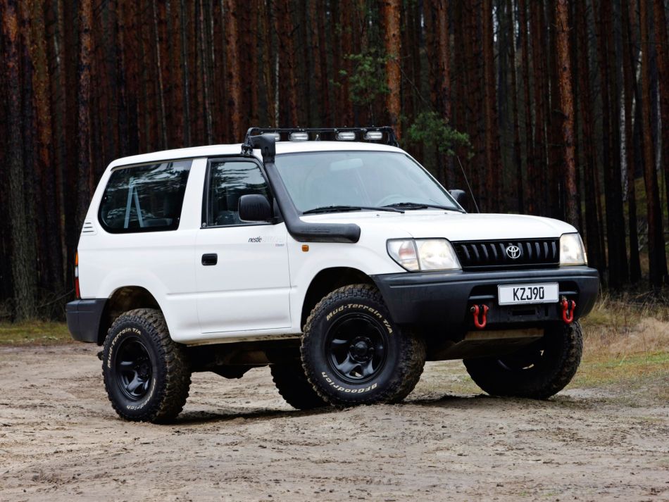 Land Cruiser-7