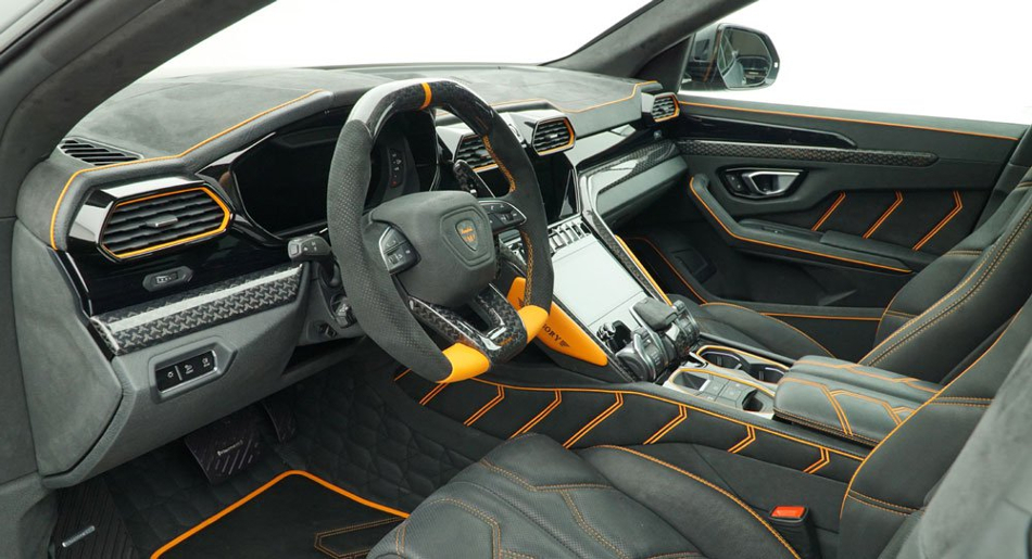 Urus Mansory interior
