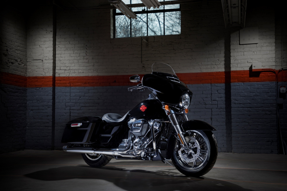 Electra Glide Standard 1
