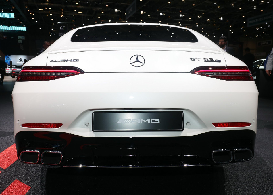 Mercedes-6
