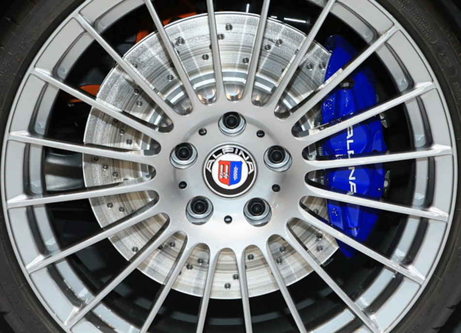 Alpina-6