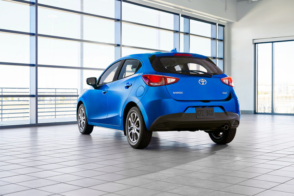 Yaris imagen posterior