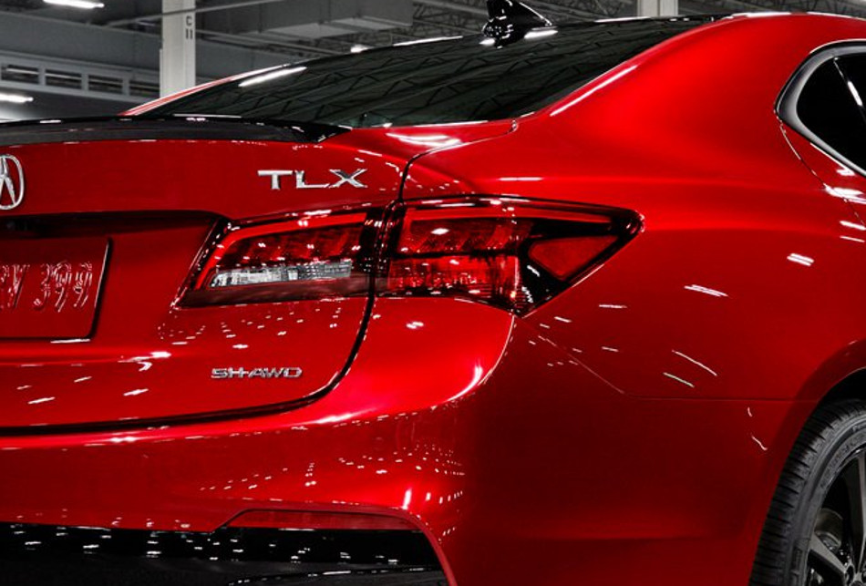 Acura-4
