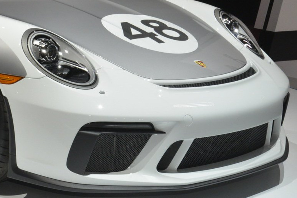 Porsche-1