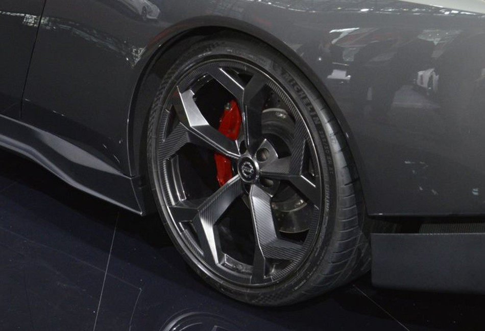 Nissan-3