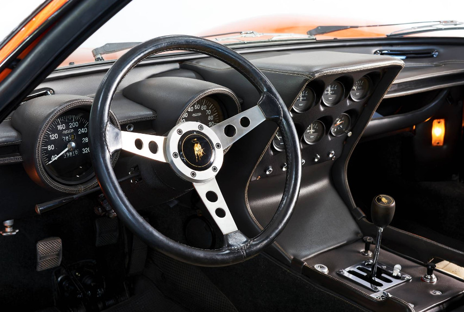 Lamborghini-1