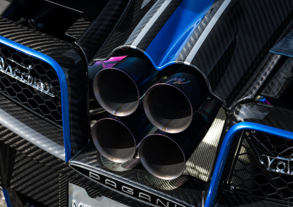 Pagani-3