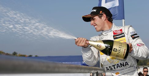 Dani Juncadella celebrando el título de Euroseries