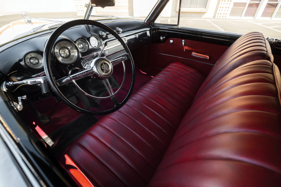 Buick Roadmaster 1955 салон