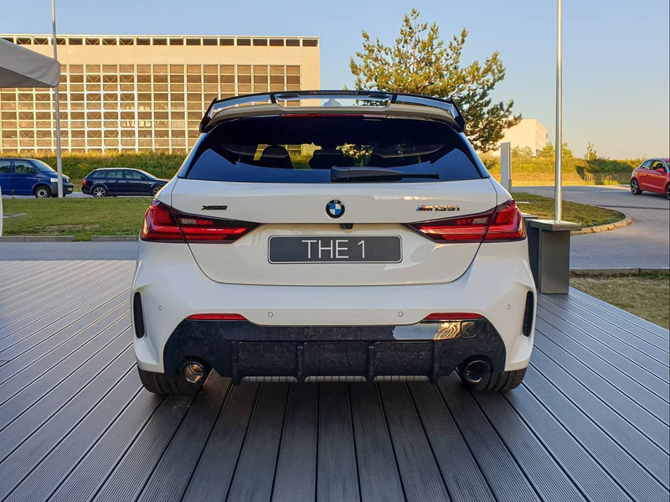 BMW M135i posterior